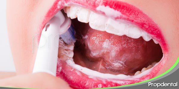 limpieza dental y limpieza profesional
