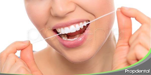 Las encías y la salud oral de la mujer