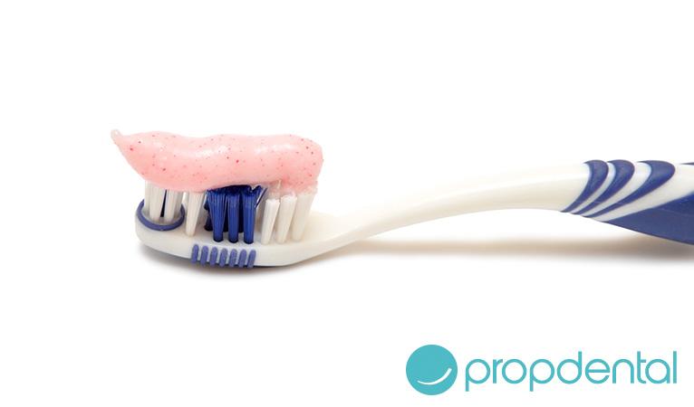 la limpieza de prótesis dentales