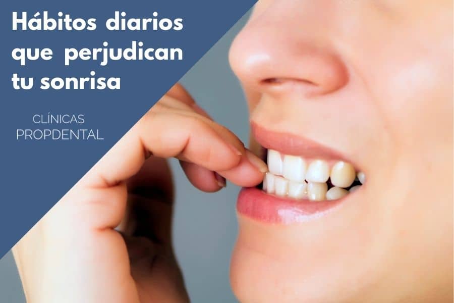 hábitos diarios que perjudican tu sonrisa
