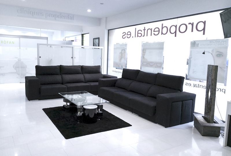 sala de espera clinica dental barcelona