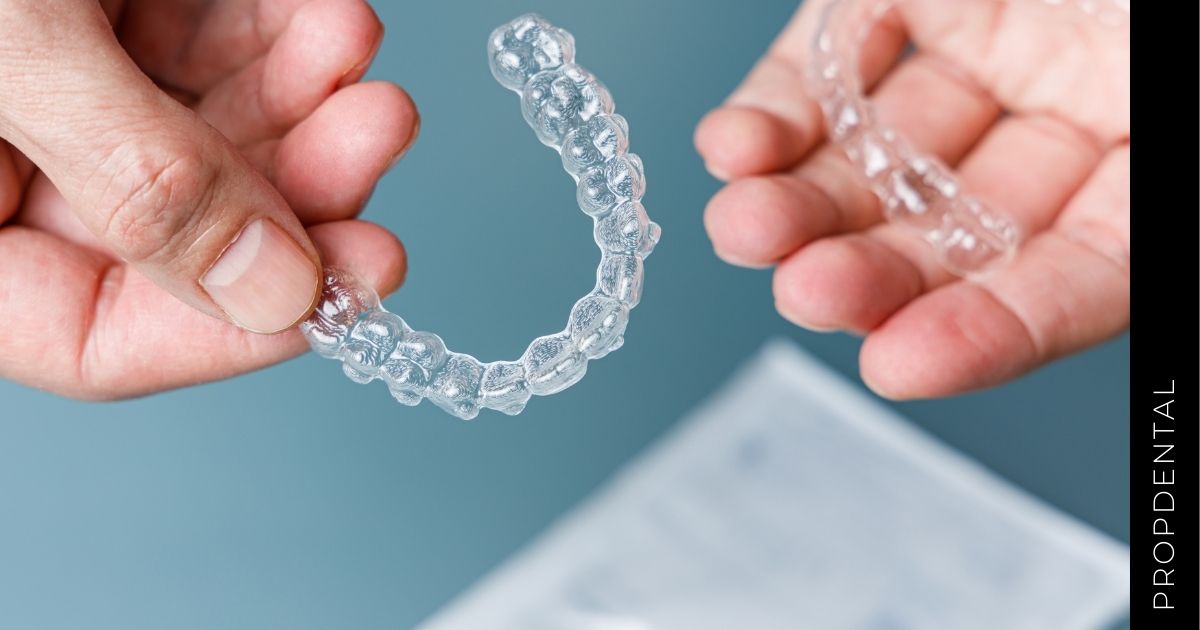 Fumar con invisalign