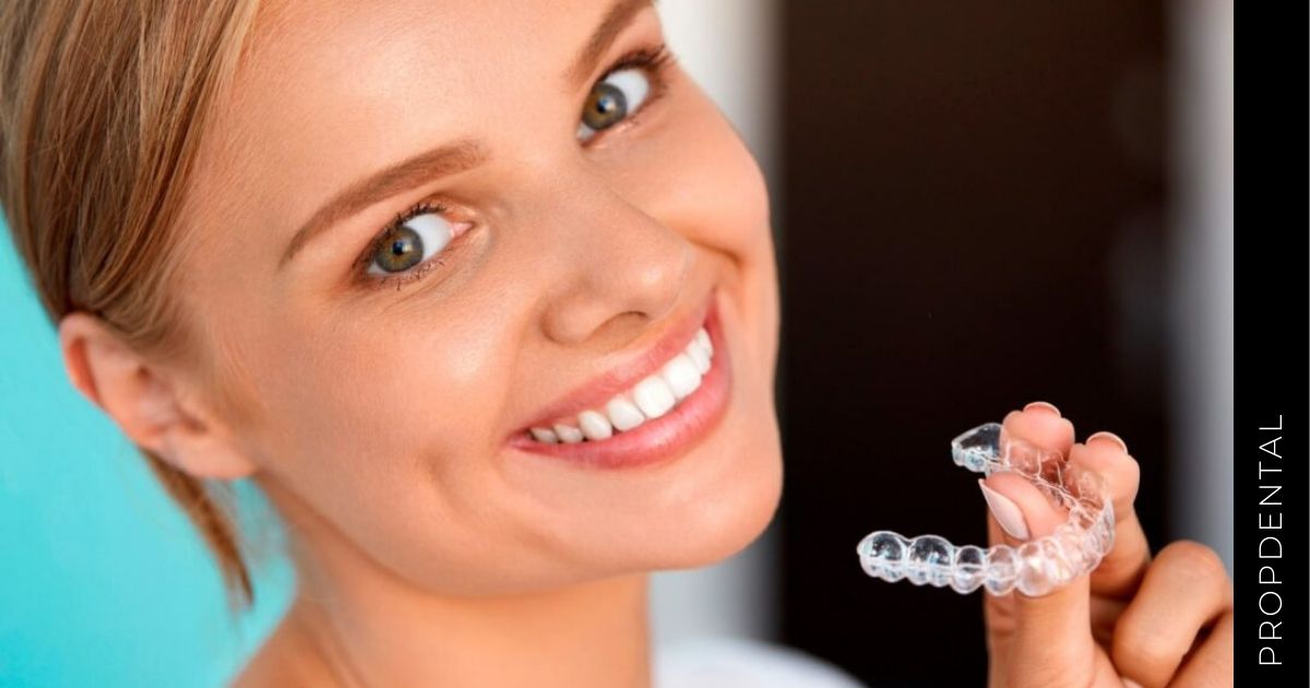 ¿Qué es mejor ortodoncia lingual o invisalign?